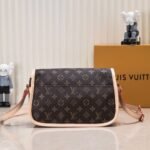 Louis Vuitton Monogram Canvas Sologne 26Cm Brown M42250 - Image 10