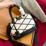 Louis Vuitton Alma BB Black 25Cm M23761 - Image 2