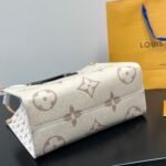 Louis Vuitton Onthego MM Monogram Canvas Beige 35Cm M46912 - Image 7