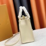 Louis Vuitton Onthego PM Handbag Beige 25Cm M46629 - Image 5