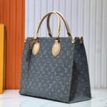 Louis Vuitton Onthego MM Washed Gray 35Cm M13189 - Image 4