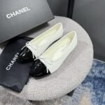 Chanel Ballerina Flat Shoes In White - Image 3