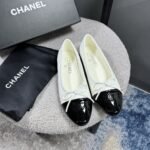 Chanel Ballerina Flat Shoes In White - Image 2