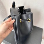 Saint Laurent Paris VII Medium Flat Hobo Bag In Smooth Black 28Cm 697941AAAMD1000 - Image 4