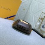 Louis Vuitton Mini Bumbag Bag Monogram Canvas 17cm M82335 - Image 4
