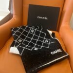 Chanel 25A Quilted Double C Scarf Black 180Cm - Image 2