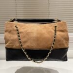 Chanel Shopping Bag Shiny And Gold Tone Metal Beige Black 36Cm AS5657 B20827 U1536 - Image 2
