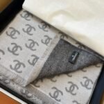 Chanel 24B Full CC Scarf Grey And Black 180Cm - Image 7