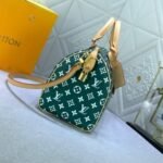 Louis Vuitton Design On The Catwalk Speedy P9 Bandoulière Bag Green 30Cm - Image 4