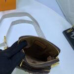 Louis Vuitton Utility Phone Pocket 19Cm M80746 - Image 5