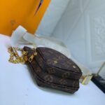 Louis Vuitton Utility Phone Pocket 19Cm M80746 - Image 6