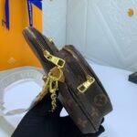 Louis Vuitton Utility Phone Pocket 19Cm M80746 - Image 7