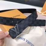 Louis Vuitton Ceinture LV Initiales Reversible 4Cm - Image 3