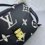 Louis Vuitton Pochette Métis Bag Black 25Cm M45773 - Image 6