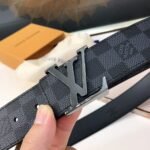 Louis Vuitton Ceinture LV Initiales Reversible 4Cm - Image 4