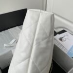 Chanel 22 Handbag White 42Cm AS3261 - Image 4