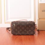 Louis Vuitton Pochette Métis East West Bag Monogram Brown 22Cm M46279 - Image 4