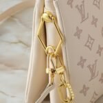 Louis Vuitton Coussin PM Bicolor Eden 26Cm M14503 - Image 9
