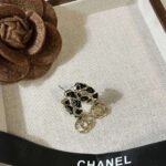 Chanel Chain CC Small Hoop Earrings Gold - Image 2