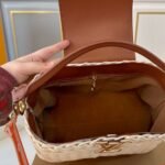 Louis Vuitton Capucines BB Tan Brown 26Cm M11617 - Image 5