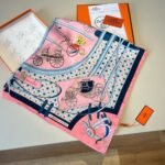 Hermes Les Voitures Nouvelles Scarf Rose Bonbon And Blue 90Cm H984108S 01 - Image 5