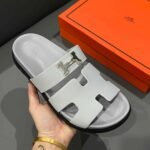 Hermes Chypre Sandal H Logo Silver Hardware Light Grey - Image 6