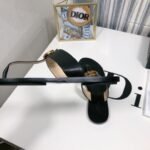 Gucci Double G Thong Leather Black ‎497444 A3N00 1000 - Image 6