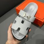 Hermes Chypre Sandal H Logo Silver Hardware Light Grey - Image 5