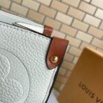 Louis Vuitton Onthego GM White Bag 41Cm M44558 - Image 4