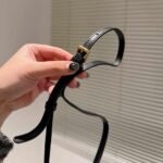 Saint Laurent Le 5 A 7 Mini Vertical Bag Black 18Cm - Image 6