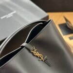 Saint Laurent Le 37 In Shiny Black 25Cm 7428282R20W1000 - Image 4