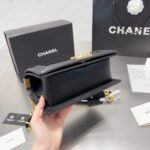 Chanel Boy Flap Bag Snake Leather Black 25Cm - Image 4