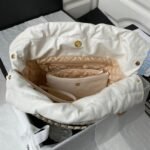 Chanel 22 Handbag White 42Cm AS3261 - Image 3