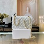Chanel Classic Medium Handbag White 25Cm A01112 - Image 7
