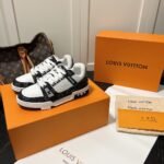 Louis Vuitton Trainer Sneakers Black And White 1A9JGB - Image 2