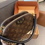 Louis Vuitton Be Alma Monogram Canvas Brown 20Cm M12996 - Image 3