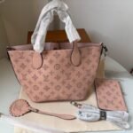 Louis Vuitton Blossom Mahina Leather Bag Pink 21Cm M23196 - Image 2