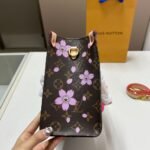 Louis Vuitton X Takashi Murakami Onthego PM Sakura Brown 25Cm M13269 - Image 4