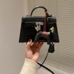 Hermes Kelly Mini Handbag Matte Alligator Black 20Cm - Image 2
