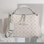 Louis Vuitton Beaubourg Hobo MM White 32Cm M58482 - Image 3