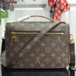 Louis Vuitton Pochette Métis Monogram Canvas Brown 25Cm M44875 - Image 5