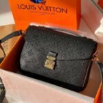 Louis Vuitton Pochette Métis Monogram Empreinte Black 25Cm M41487 - Image 2