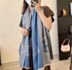 Hermes H Letter Cashmere Muffler Blue - Image 2