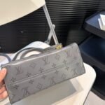 Louis Vuitton Onthego PM Trianon Grey 25Cm M12465 - Image 6