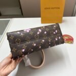 Louis Vuitton X Takashi Murakami Onthego PM Sakura Brown 25Cm M13269 - Image 5
