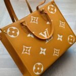 Louis Vuitton Onthego MM Bag Orange 35Cm M45982 - Image 4