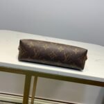 Louis Vuitton Cosmetic Pouch PM Monogram Canvas 19cm LV M47515 - Image 6