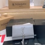 Saint Laurent Kate Monogram Shoulder Bag Gray 20Cm - Image 2