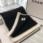 Chanel 23A Cashmere Scarf Black And White 170Cm - Image 4