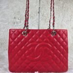 Chanel Grand Shopping Tote Red 33Cm - Image 2